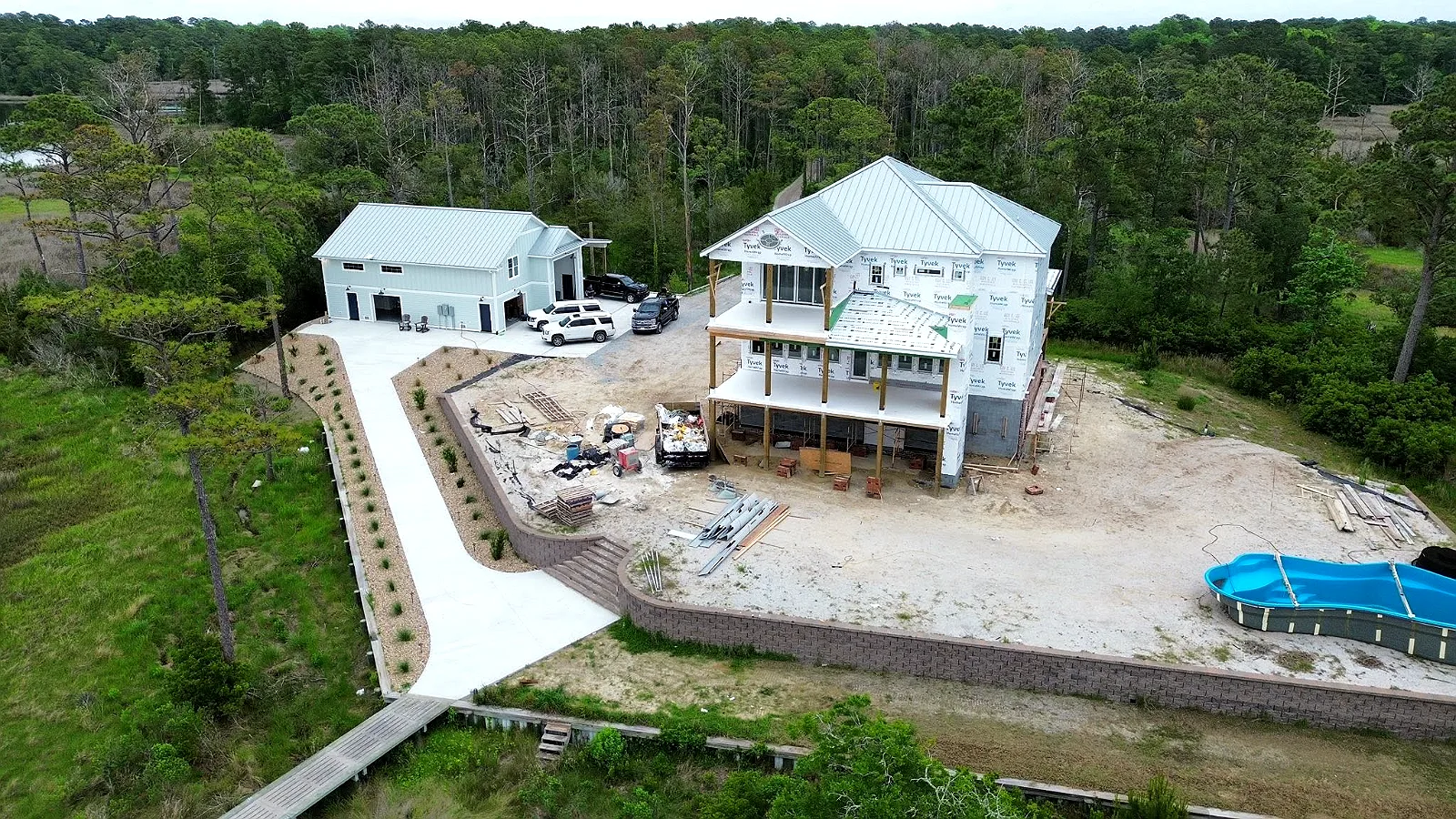 Waterfront Custom Home and Garage Construction, Custom Home and Garage by KTE Contracting
