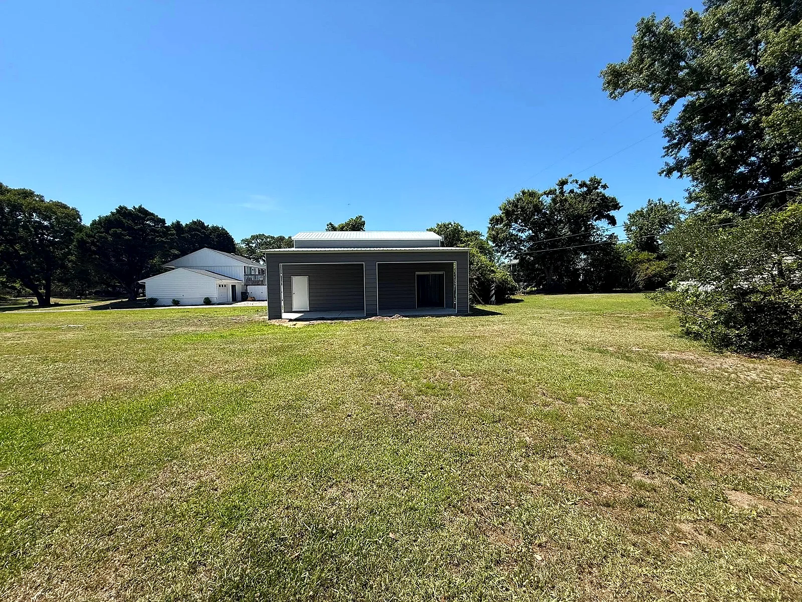 Custom Garage Storage Build on the Crystal Coast photo 5, Custom Garage by KTE Contracting